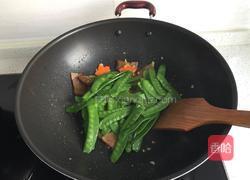荷兰豆炒腊肉的做法图解7