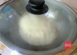 香菇芹菜肉馅饼的做法图解2