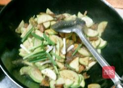 小瓜炒肉的做法图解5