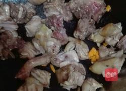 黄姜兔肉汤的做法图解3