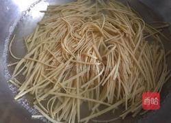 凉拌干豆腐丝的做法图解3
