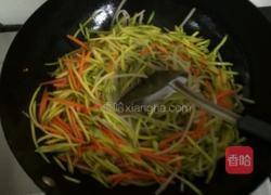 豆芽南瓜丝的做法图解9