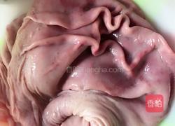 养身萝卜当归黄芪猪肚汤~的做法图解1