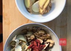 养身萝卜当归黄芪猪肚汤~的做法图解3