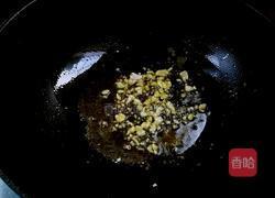 木耳香菇炒黄瓜的做法图解5