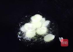 银鱼炒韭苗的做法图解4