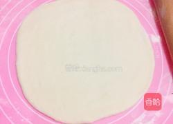 披萨饼皮的做法图解9
