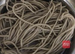 凉拌莜面的做法图解1
