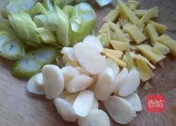 麻辣鱼块的做法图解1