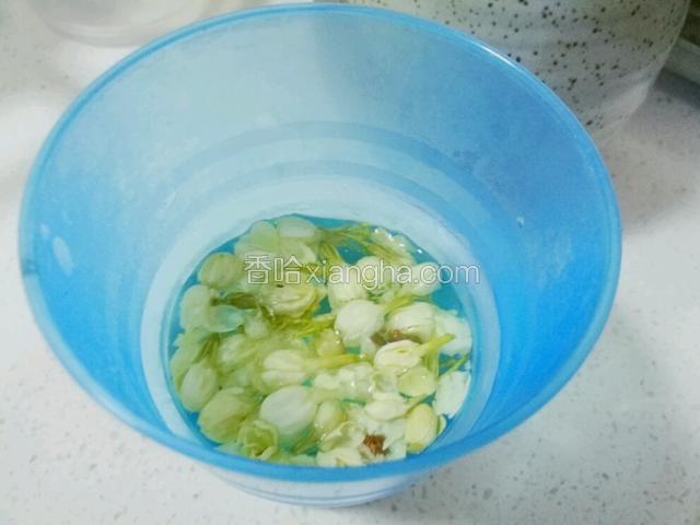 花茶泡上 少水