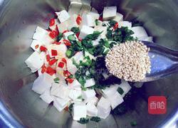 香椿拌豆腐的做法图解11