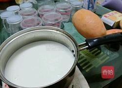 芒果布丁的做法图解4