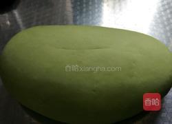 菠菜饺子(素馅)的做法图解4