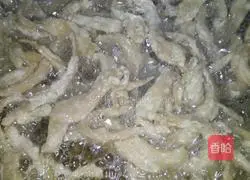 家常炒面筋的做法图解3