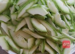 西葫芦炒番茄的做法图解1