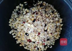 杂粮大碴粥的做法图解3