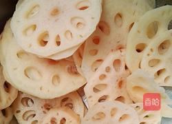 腌柠檬藕片的做法图解1