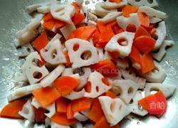 藕片炒肉丁的做法图解7