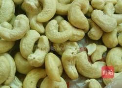 西芹炒腰果的做法图解1