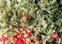 香椿煎鸡蛋的做法图解3