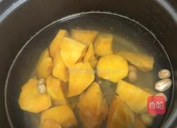 玉米红薯粥的做法图解2