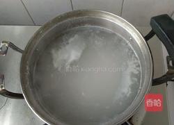蔬菜瘦肉粥的做法图解1