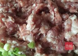 油爆辣椒塞肉的做法图解2