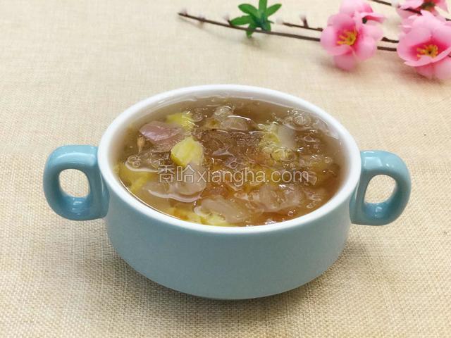 桃胶水果羹