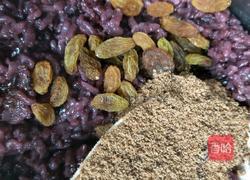 黑米菠萝饭的做法图解4