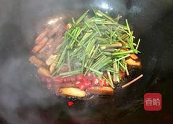 野芹菜炒香干的做法图解5
