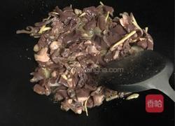 豬心韭菜花的做法图解3