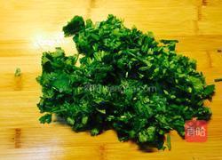 冬瓜汆香菜丸子汤的做法图解2