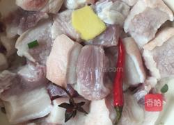 红烧肉焖春笋的做法图解8