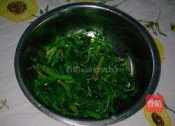 脆辣菠菜的做法图解4