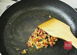 剁椒金针菇的做法图解5