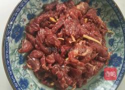 芹菜炒牛肉的做法图解2