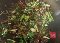 芹菜炒牛肉的做法图解9