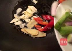 辣椒炒花甲的做法图解6