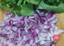 什锦炒面的做法图解2