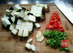 肉末炒茄丁的做法图解3