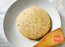 葱香燕麦鸡蛋饼的做法图解1