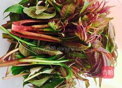 香椿肉末炒土豆泥的做法图解1