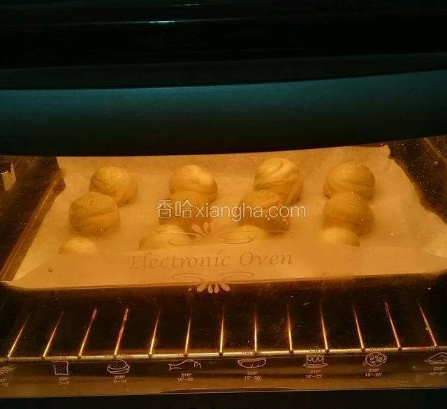 烤箱150度烤30分钟（烤箱温度按自家为准）