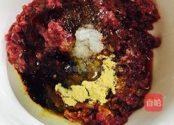 梅菜牛肉馅大汤包的做法图解6