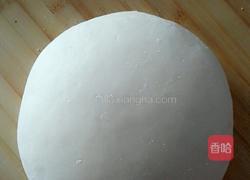 酸菜猪肉馅饺子的做法图解1