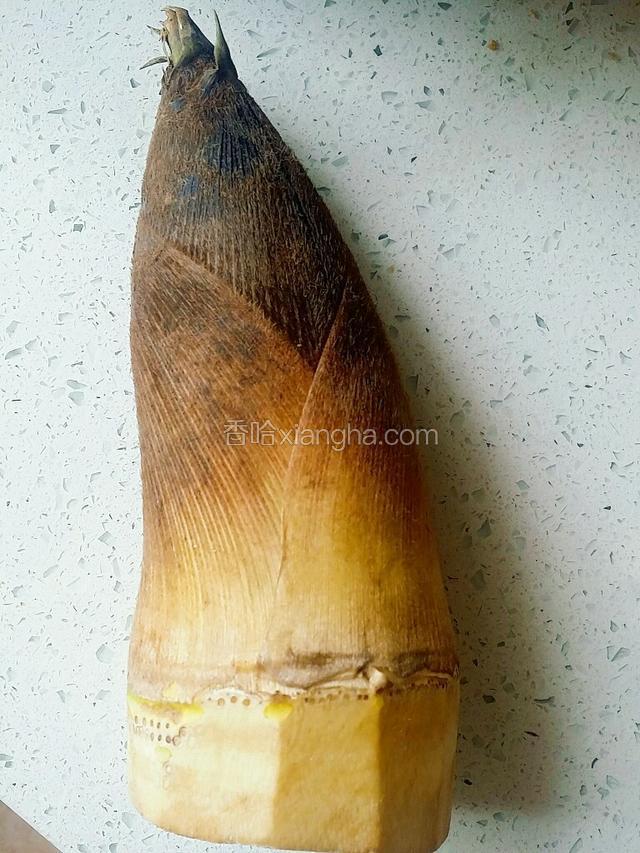 准备主食材。