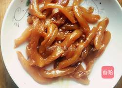 肉丝烧茄子的做法图解1