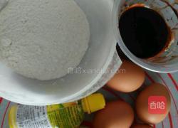 巧克力酱戚风蛋糕（8寸）的做法图解1