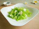 凉拌芹菜