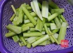 炒芋苗的做法图解2
